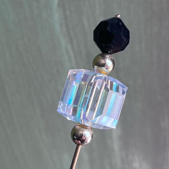 Vintage Aurora Borealis Hat Pin – Faceted Crystal Stickpin, 4” - Picture 5 of 11